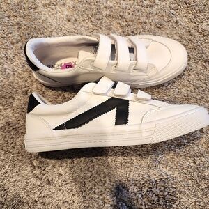 NWT Rachel Zoe Velcro Tennis Shoes White/Black Size 8.5 Genuine Leather Sneaker